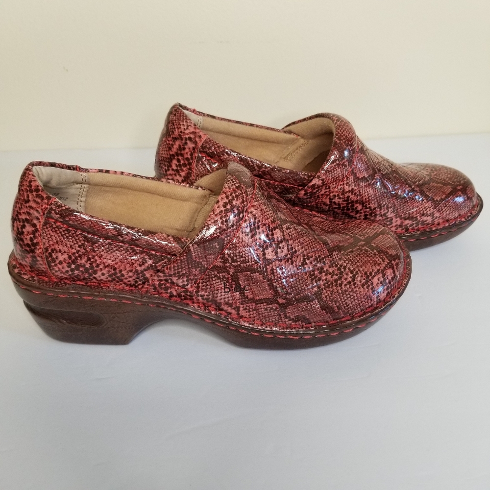 BOC Born Concept Shoes US 7 Gray Faux Snake Skin